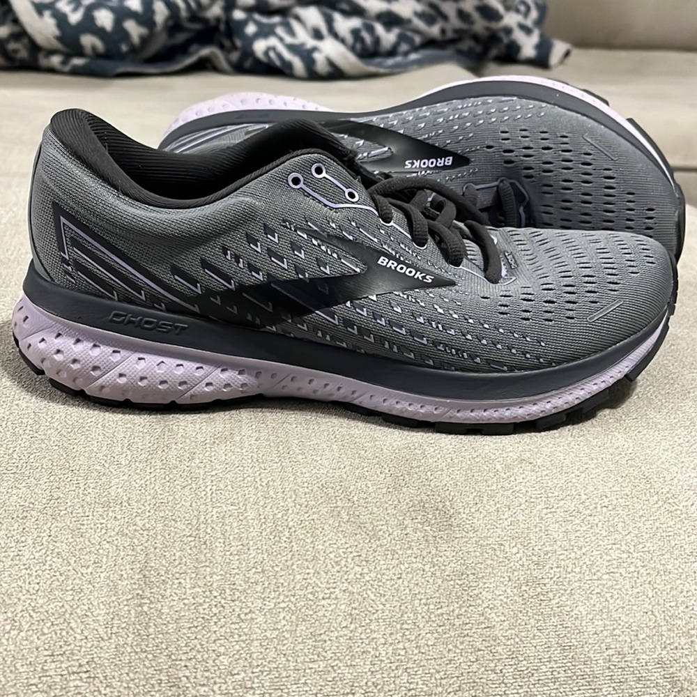 Rarely worn brooks Ghost running shoe